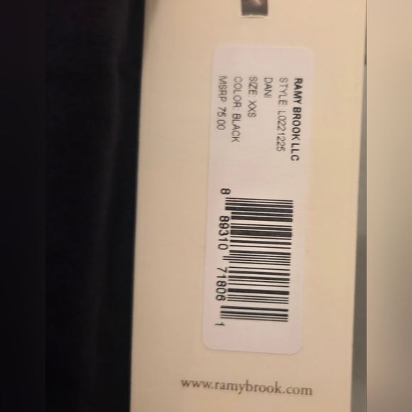 Ramy Brook New York Classic Black Scoop Neck Short Sleeve Tee - Picture 3 of 7